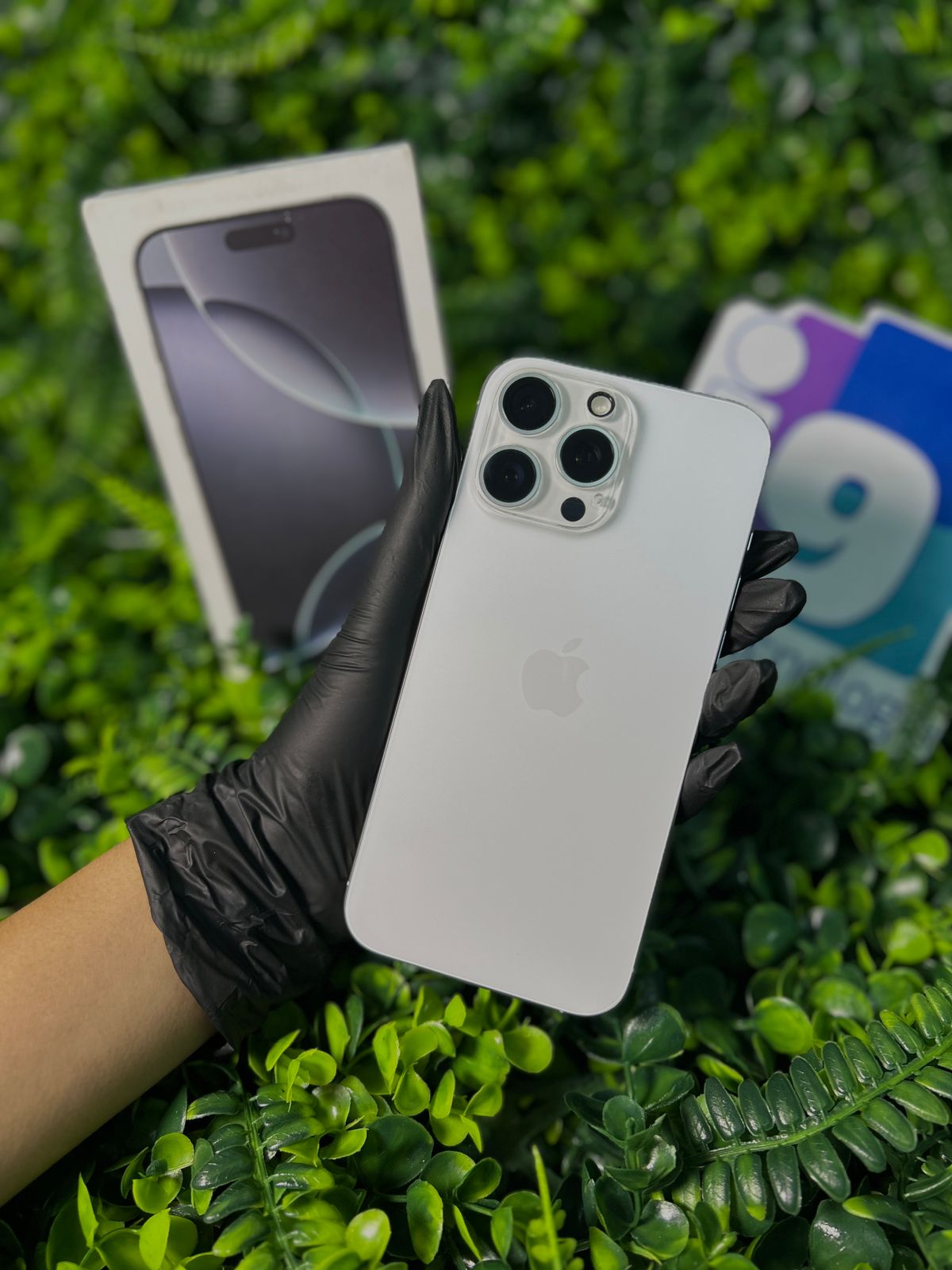 iPhone 15 Pro Max Natural Titanium 256GB 91% saúde da bateria